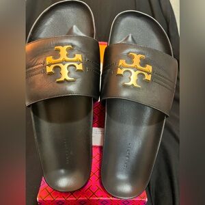 Tory Burch Everly Anatomic Cloud Leather Slide Sandals (Black)